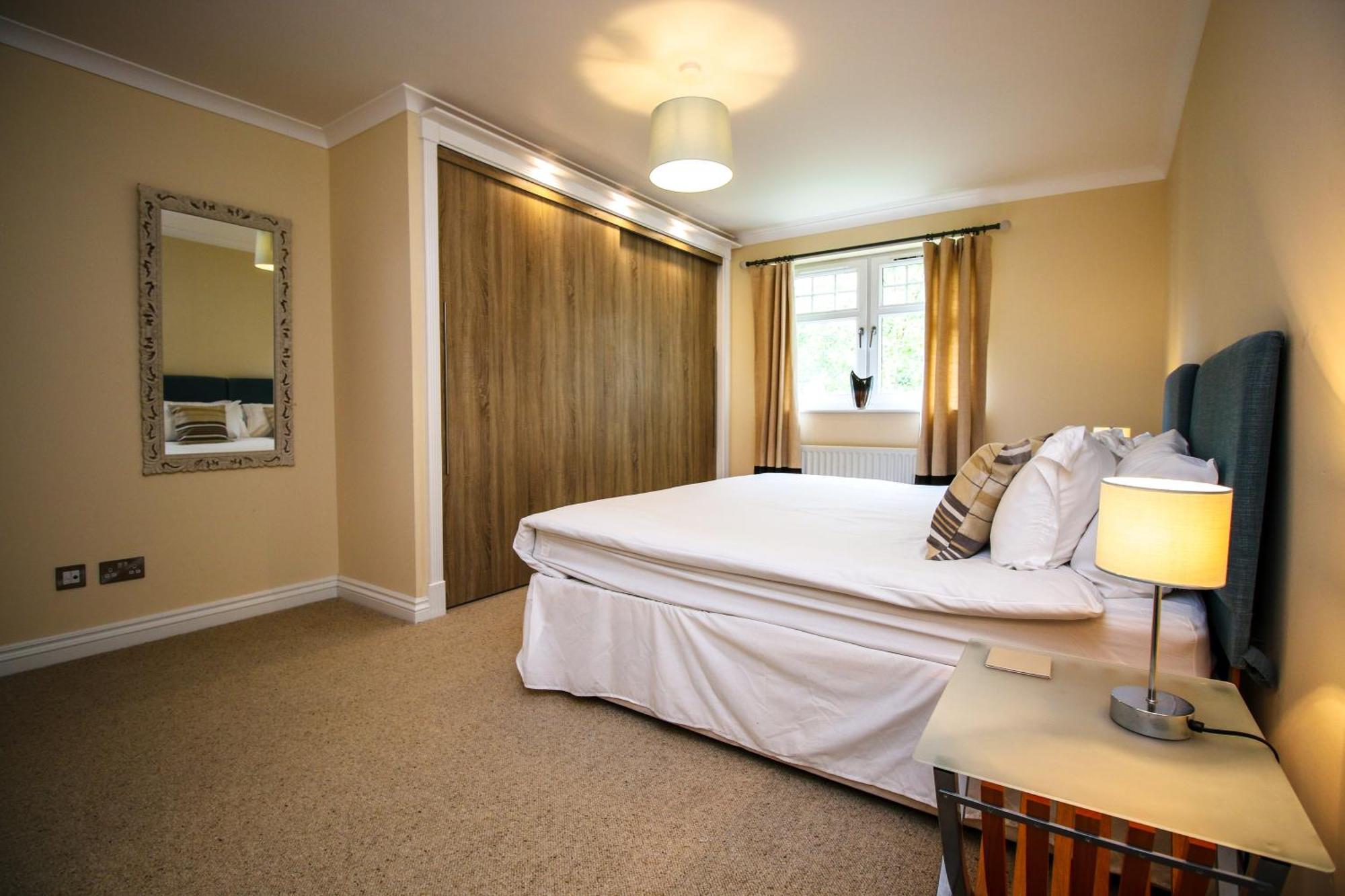 Turnberry Apartments Rom bilde